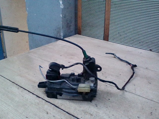 OPEL ASTRA H 04-10 Jobb első ajtó zárszerkezet központizáras 1. kép