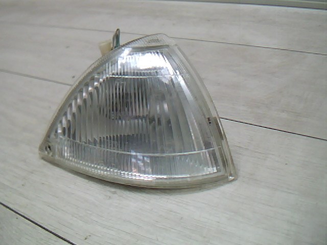 SUZUKI SWIFT 89-96 Jobb helyzetjelző 1. kép