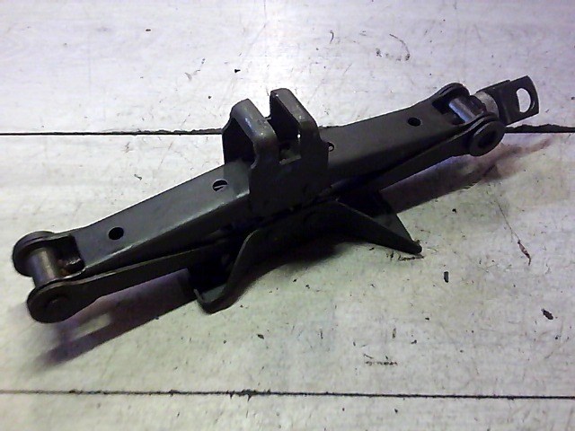 HONDA CIVIC 96-99 Autóemelő gépkocsiemelő trapéz 1. kép