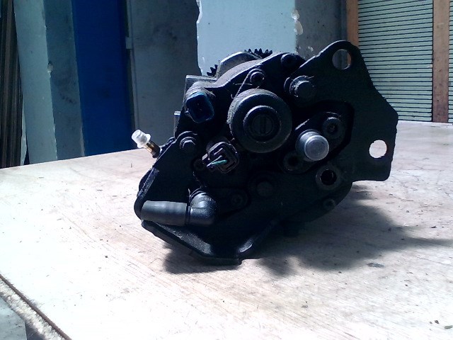 FORD TRANSIT CONNECT 02- Nagynyomású szivattyú 1. kép