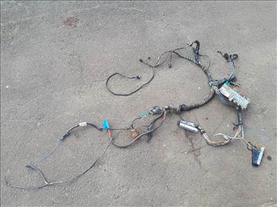 Opel Astra F 1998 1,4, X14NZ biztosítéktábla kábelköteggel