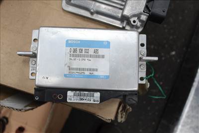 BMW 5-ös sorozat E34 ABS vezérlő 0265108002