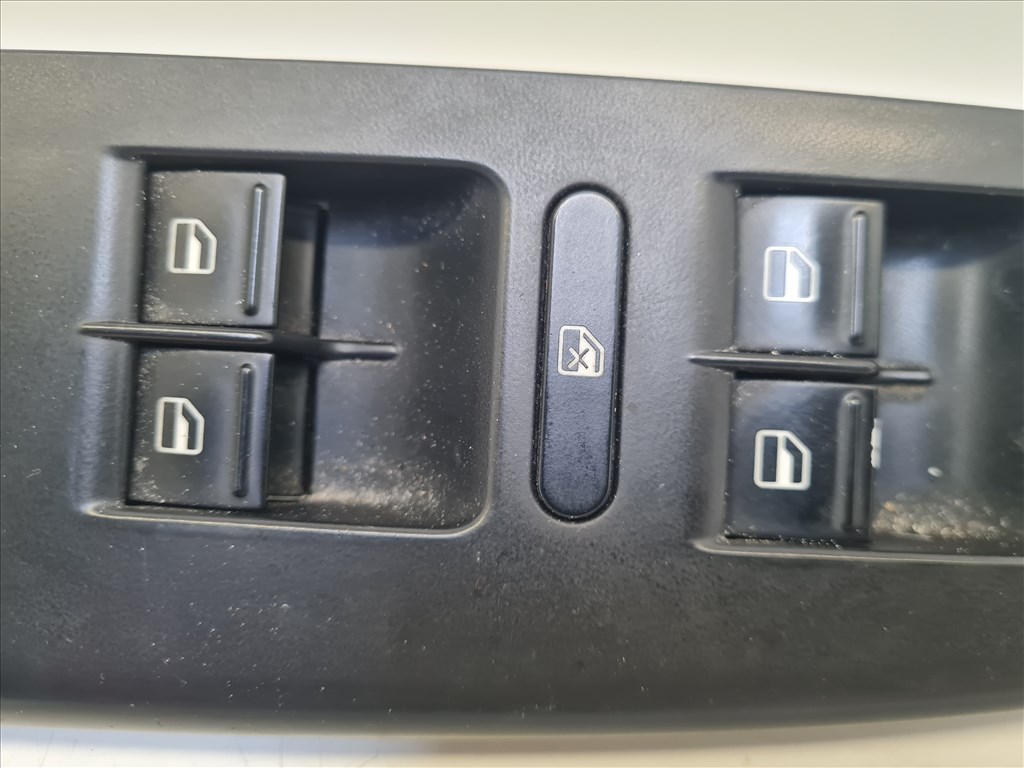 Volkswagen Golf VI bal első ajtóbehúzó (21560, 21561, 21562) 1k4868049c 1k4959857b 4. kép