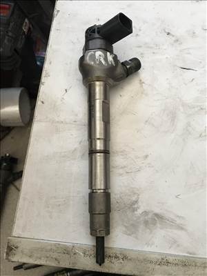 VW csoport_ GOLF VII 1,6 CR CRK 110LE porlasztó 04l130277ad