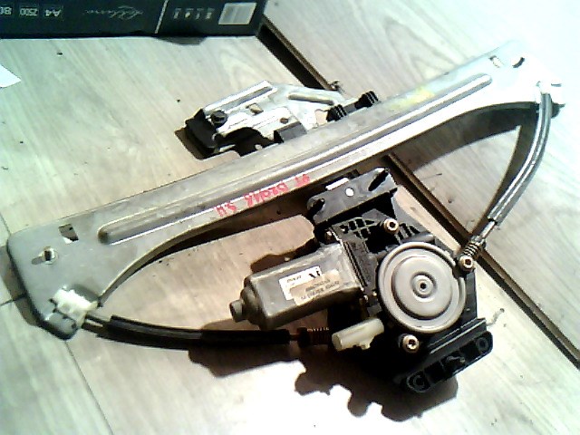 CHRYSLER PT CRUISER 99-06 Jobb hátsó ablakemelő szerkezet 1. kép