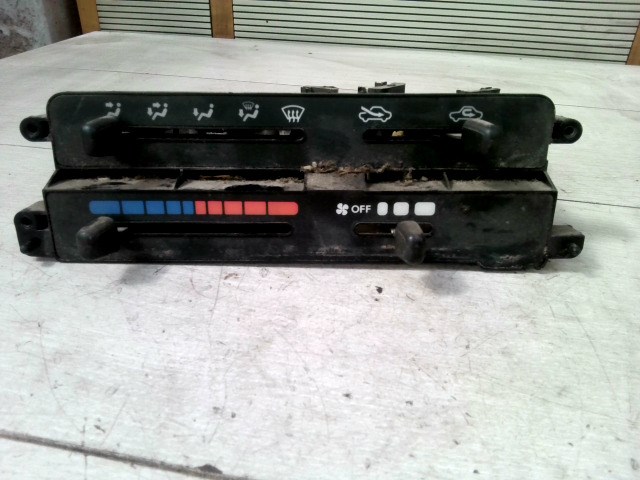 DAIHATSU MOVE 94.06-99-11 Fűtés vezérlő panel 1. kép