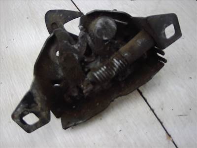 FIAT PUNTO II. Motorháztető zár 