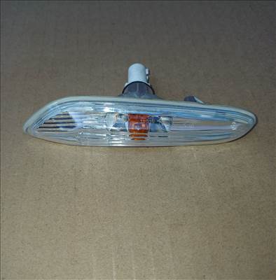 BMW 5-ös sorozat E60, E61 index, irányjelző, oldalvillogó. Gyári 