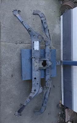 FORD FOCUS 98-04 Homlokfal zárhíd