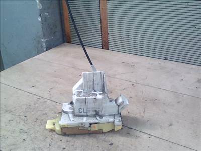 FORD FOCUS 98-04 Jobb hátsó ajtó zárszerkezet központi záras