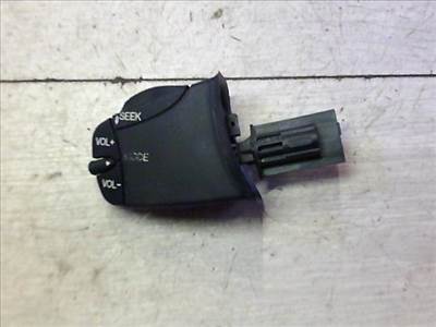 FORD FOCUS 98-04 Rádió kapcsoló