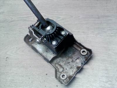 MAZDA Tribute 2001.01.01-2007.12.31 Váltó kulissza