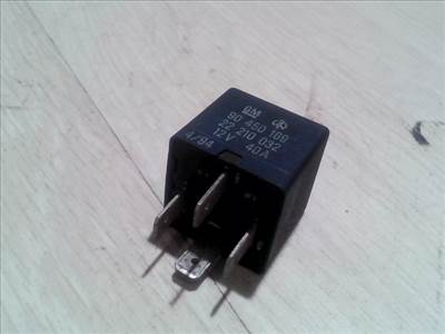 OPEL ASTRA F 94-02 Relé