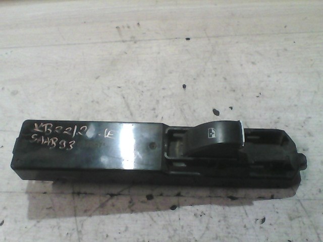 SAAB 9-3 02.10-07.10 Jobb első ablakemelő kapcsoló 1. kép