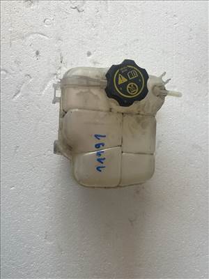 opel astra j 2009-2015 kiegyenlítő tartály      13393368