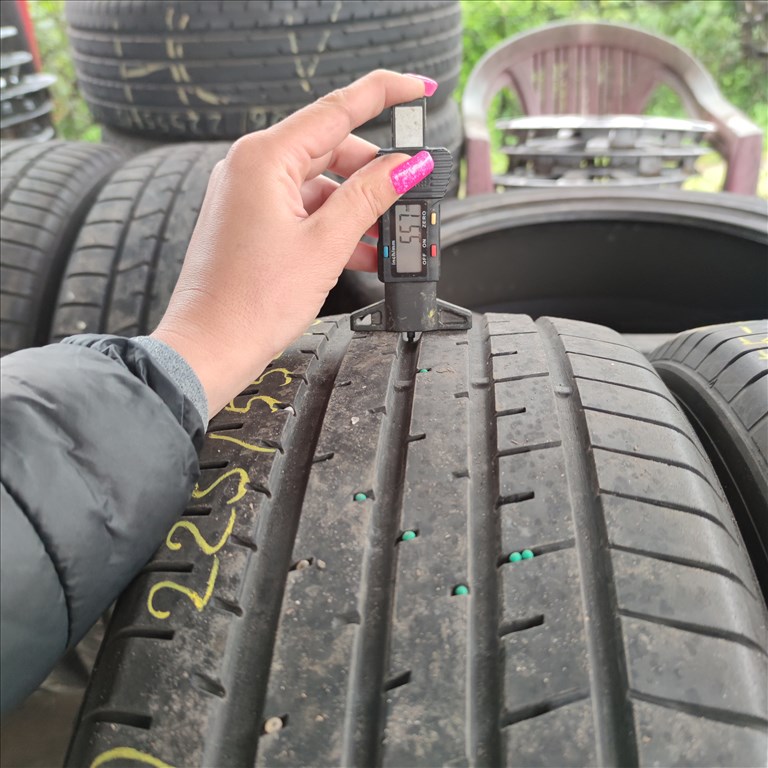 225/55 R19 Toyo nyári gumi 20000ft a 2db/133/ 1. kép