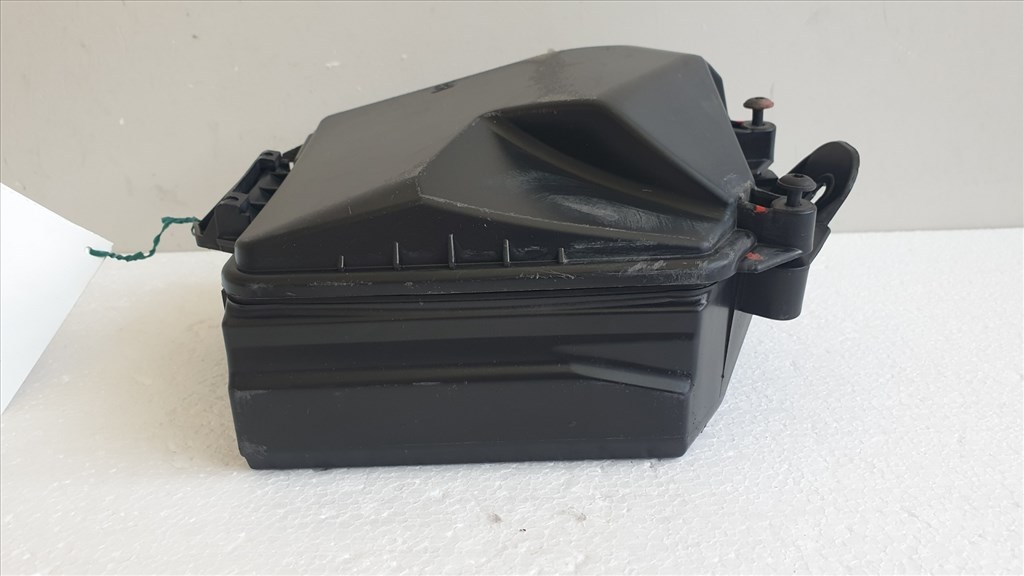 511419 Renault Clio 3, Külső Biztosítéktábla Doboz, 8200587123,  3. kép