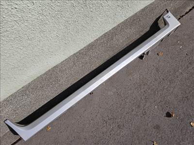 Suzuki Liana küszöb borítás 