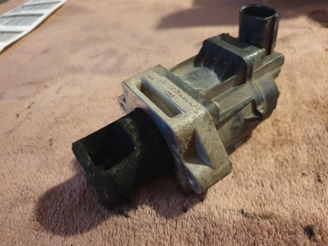 Opel Astra J 2.0 CDTI EGR szelep A20dth A20dte  55566052 2. kép