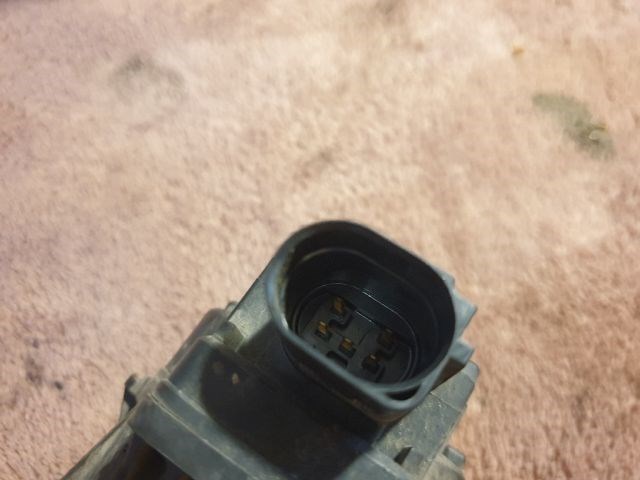 Opel Astra J 2.0 CDTI EGR szelep A20dth A20dte  55566052 4. kép