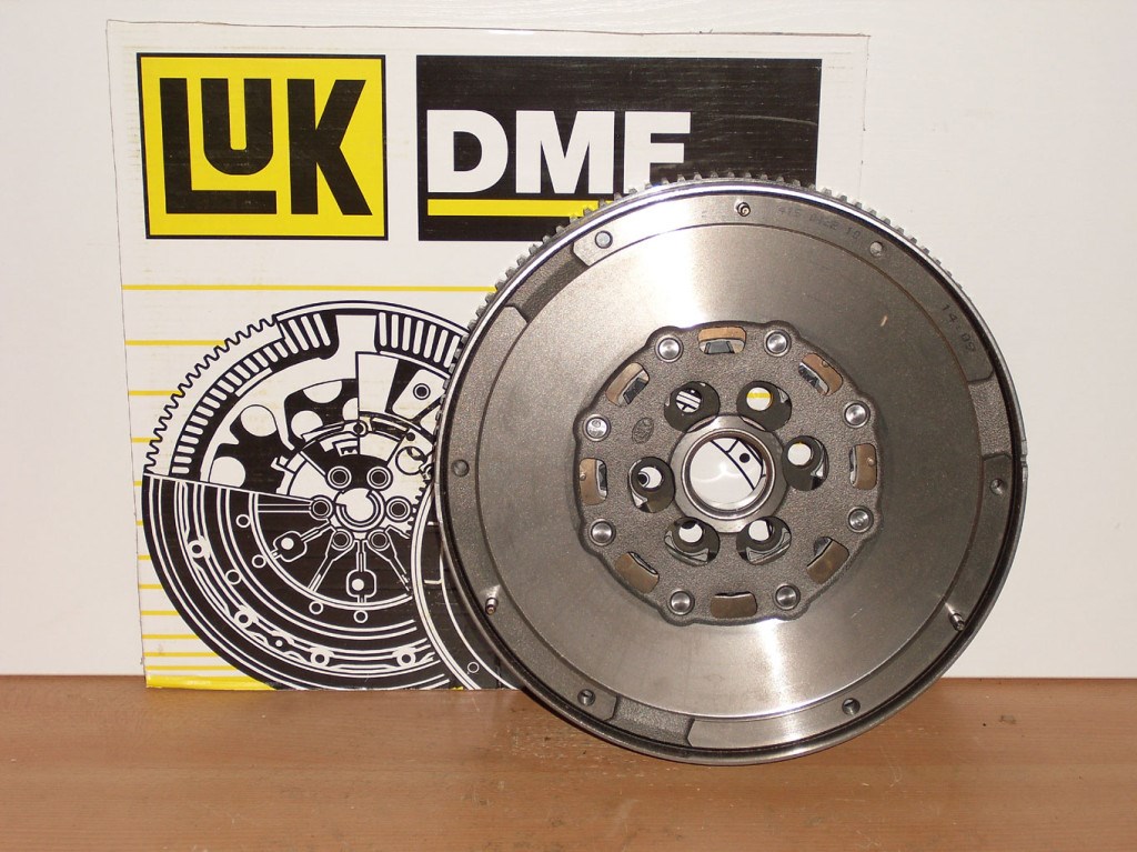 Alfa Romeo Brera LUK kettõs tömegû lendkerék 2.4JTD 200/210Le 1. kép