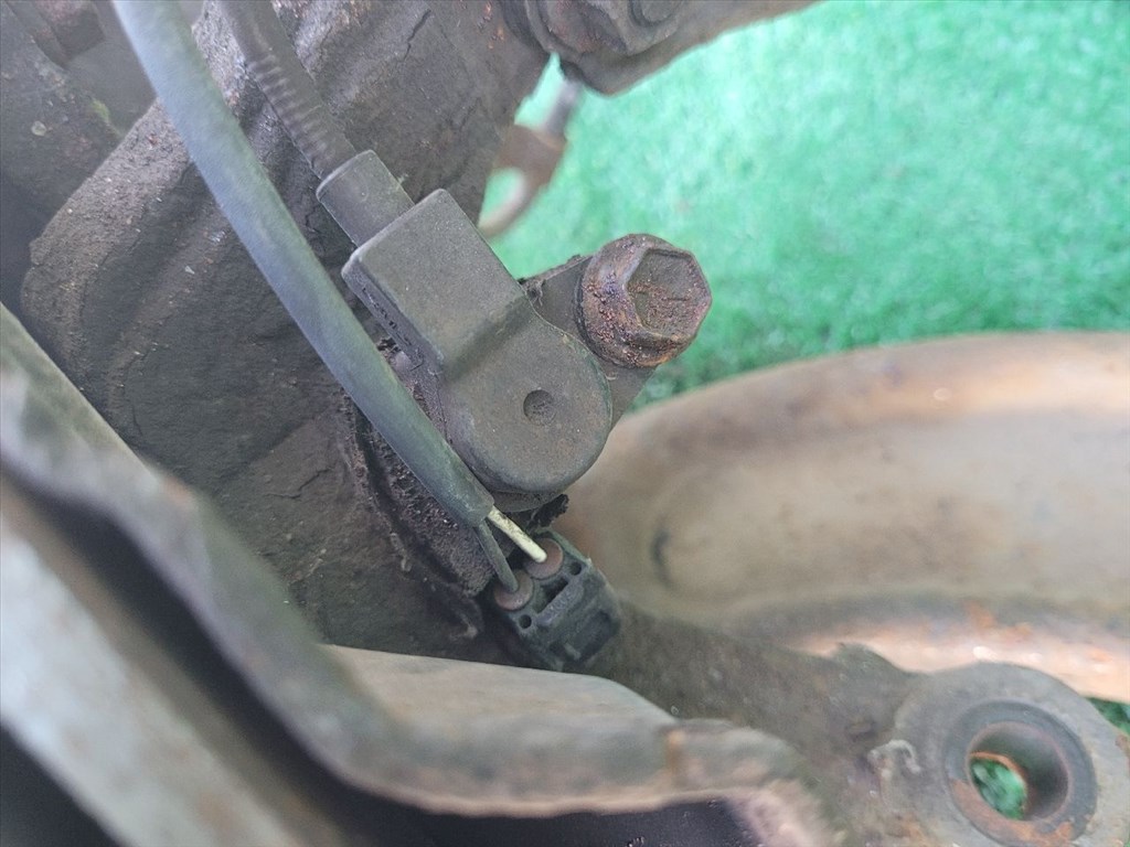 SUZUKI SWIFT III Bal Gólyaláb Csonkállvánnyal 4160262J11 3. kép