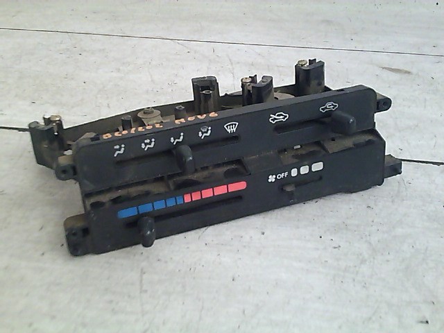 DAIHATSU MOVE 94.06-99-11 Fűtés vezérlő panel 1. kép