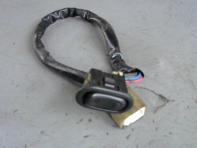 MAZDA XEDOS 6 92- Ablakemelő kapcsoló pozíció független 1. kép