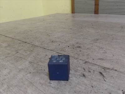 OPEL ASTRA F 94-02 Relé