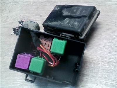 OPEL ASTRA G 97-04 Biztosítéktábla BCM BSI BSM SAM GEM modul 