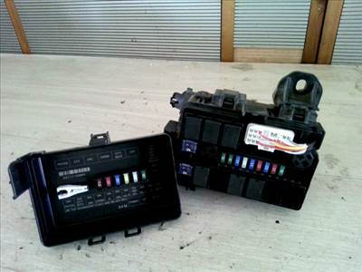 SUZUKI Celerio 2014.03.01- Biztosítéktábla BCM BSI BSM SAM GEM modul 