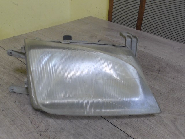 SUZUKI SWIFT 96-05 Jobb első fényszóró 1. kép