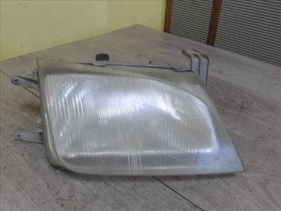 SUZUKI SWIFT 96-05 Jobb első fényszóró