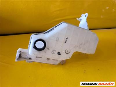 Toyota Highlander (XU70) Ablakmosó Tartály aw060356403