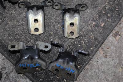 Nissan Micra V ajtó zsanér