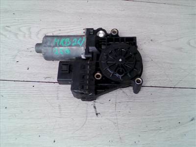 AUDI A6 97-04 Jobb hátsó ablakemelő motor