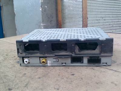 AUDI A8 2003.01.01-2010.02.28 Autórádió