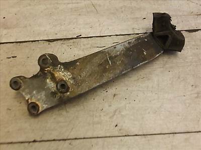 BMW E30 81-94 Motortartó bak