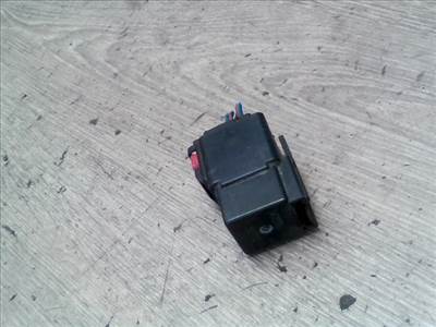 CHRYSLER VOYAGER 01.03-05.01 Relé