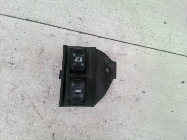 CITROEN XANTIA Bal első ablakemelő kapcsoló 1. kép