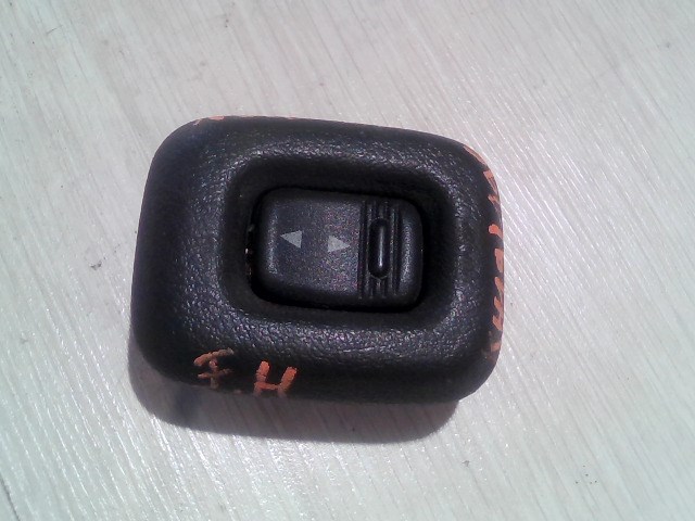 DAIHATSU Sirion Jobb hátsó ablakemelő kapcsoló 1. kép