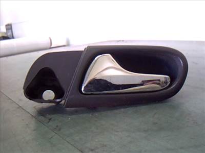 MERCEDES VANEO 01.09-05.09 Bal első belső kilincs