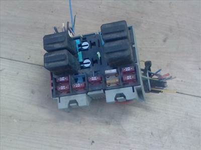 OPEL CORSA C 00-06 Biztosítéktábla BCM BSI BSM SAM GEM modul Motortér
