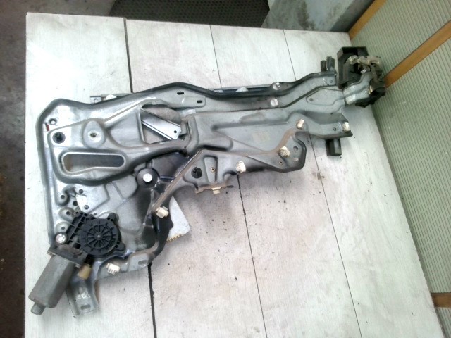 RENAULT LAGUNA 98- Jobb hátsó ablakemelő szerkezet elektromos 1. kép