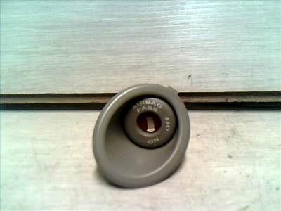 RENAULT TWINGO 98-07 LÉGZSÁK KAPCSOLÓ