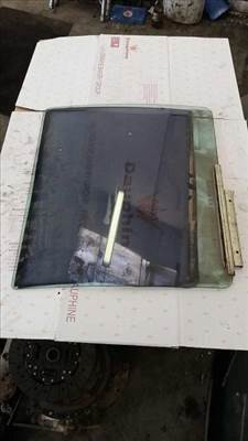 SUZUKI SWIFT 05-10 Jobb hátsó ajtóüveg