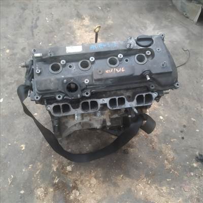 TOYOTA AVENSIS 01-03 Motor, diesel fűzött blokk hengerfejjel