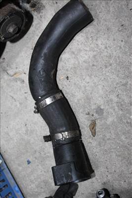 Volkswagen Tiguan 2010 2.0D CFF turbócső szívászajcsökkentő   03l131111g