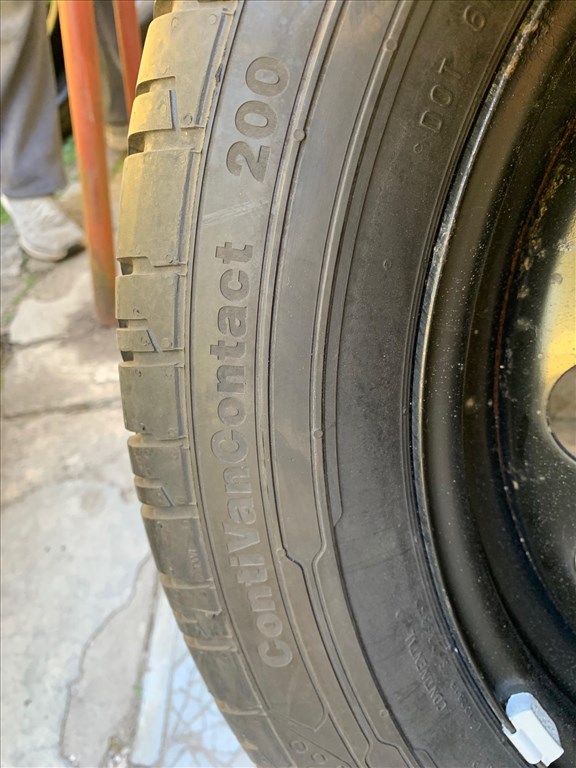  225/5517" új Continental nyári gumi gumi 2. kép