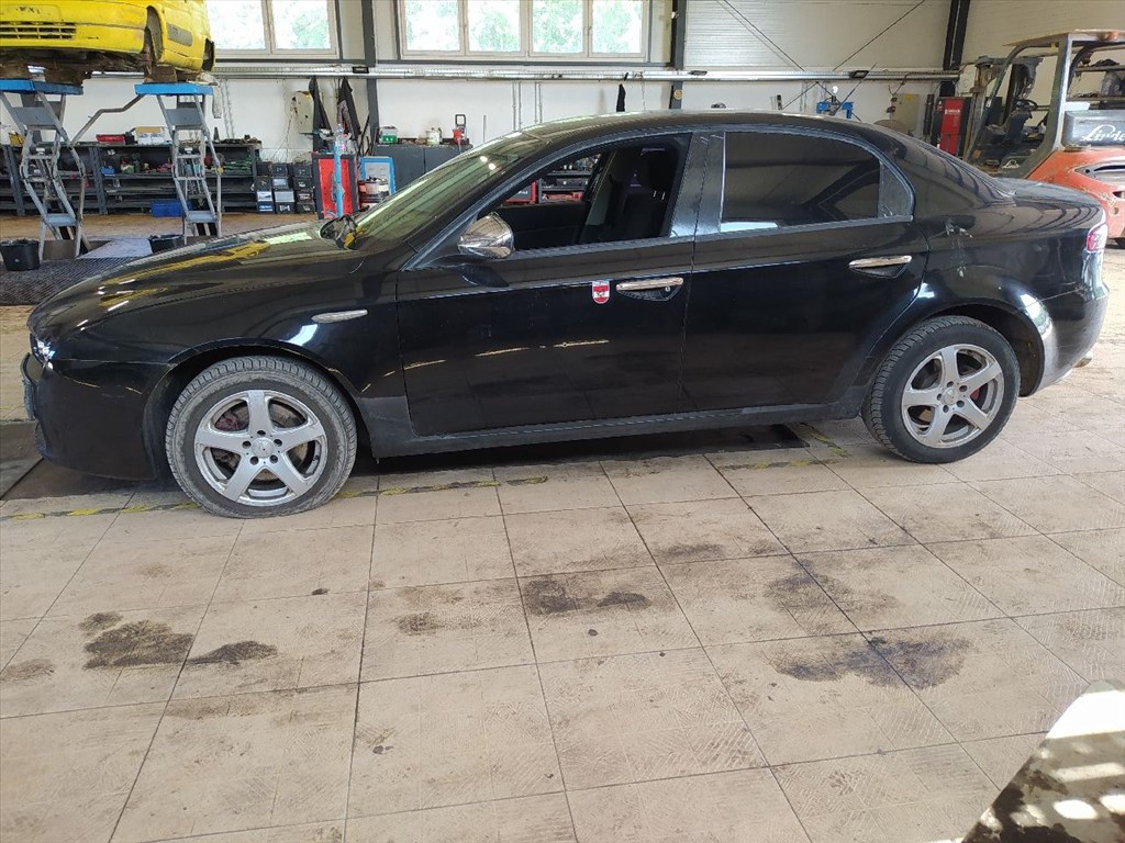 ALFA ROMEO 159 (939) 1.9 JTDM 8V - Bontódik, minden alkatrésze eladó! (939A1000) 3. kép